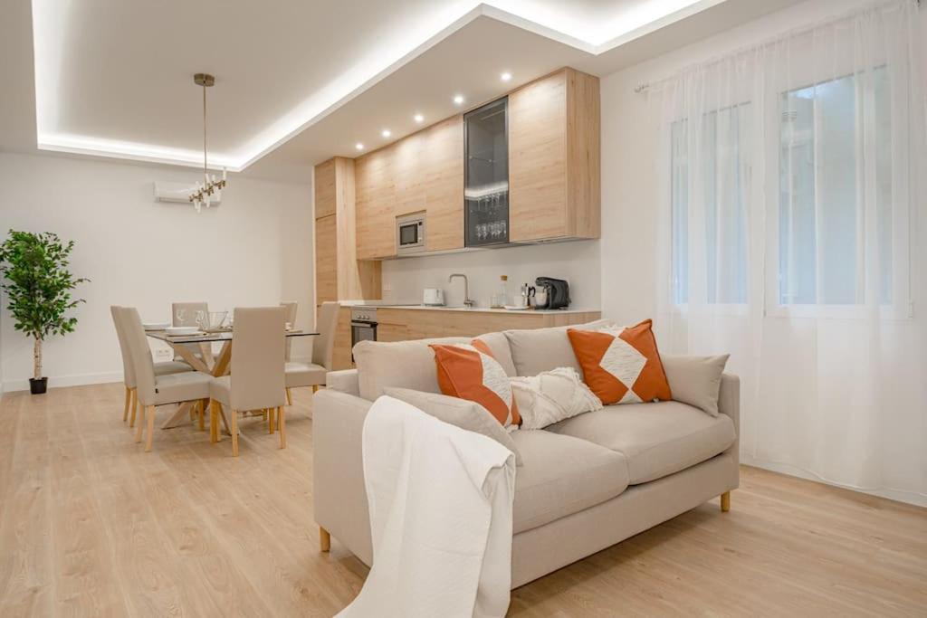 마드리드 Malasana XI Calle Manuela Malasana 3Br 3Bh 아파트 외부 사진
